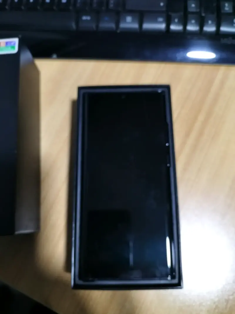Samsung Galaxy Note20 Ultra Usado en caja - 2