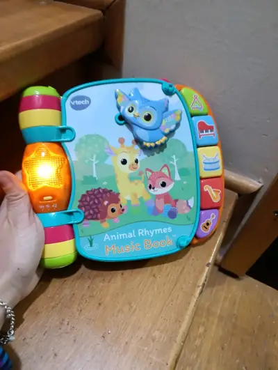 Libro musical infantil VTech Animal Rhymes - miniatura 1