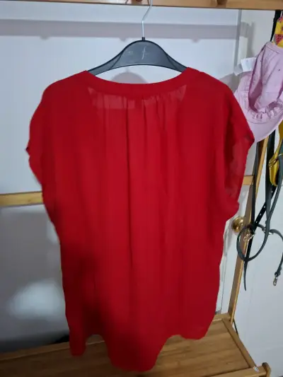 Blusa roja de mujer talla L - miniatura 3