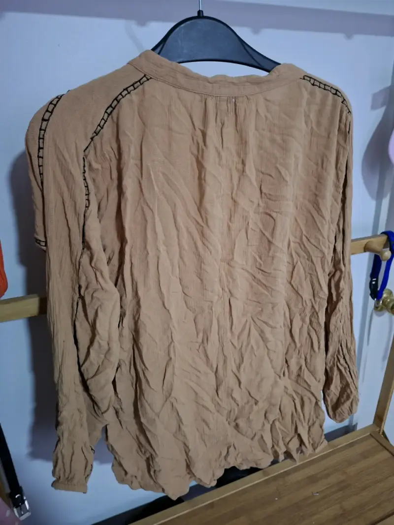 Blusa bohemia marrón con bordados O'Neill - 4