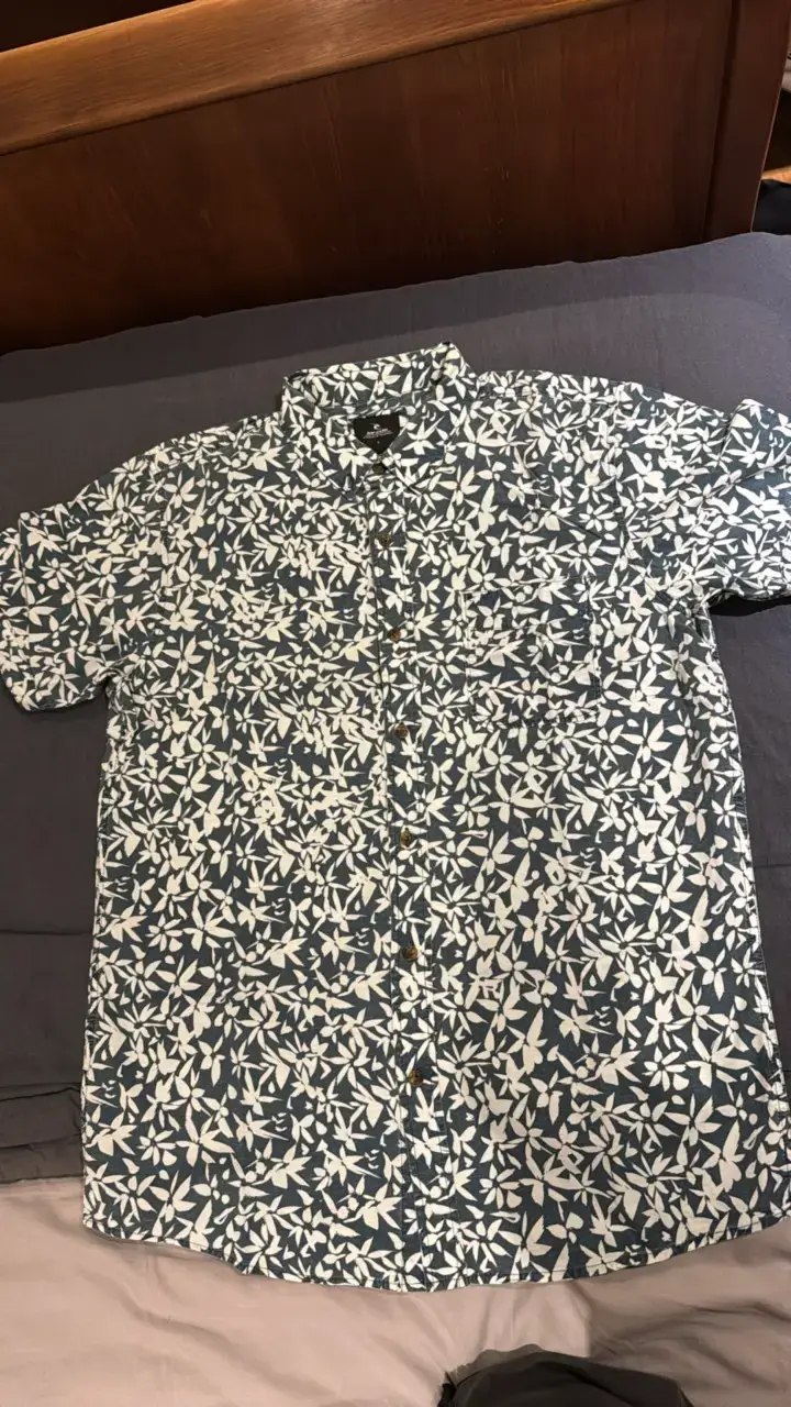 Camisa estampada de hojas hombre marca rip curl - 2