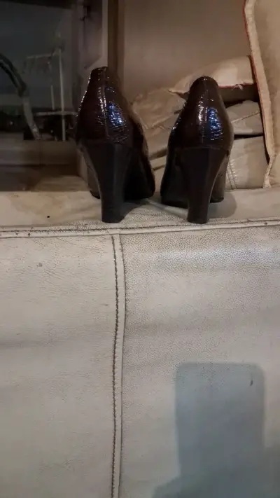 Zapatos de tacón marrones elegantes - miniatura 4