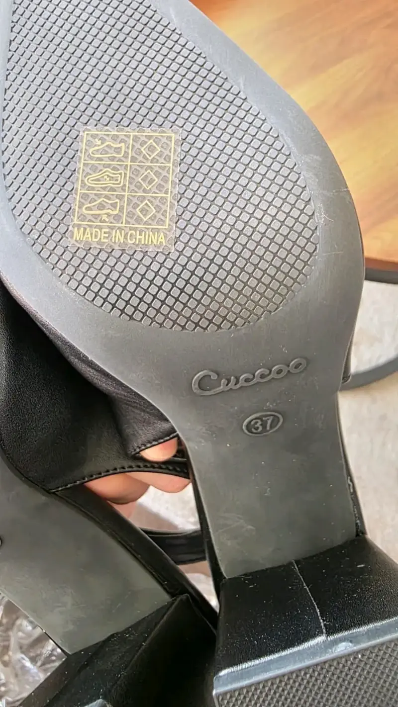 Zapatos de tacón negro elegantes - 4