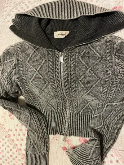Suéteres Zara, H&M y Americanino - miniatura 2