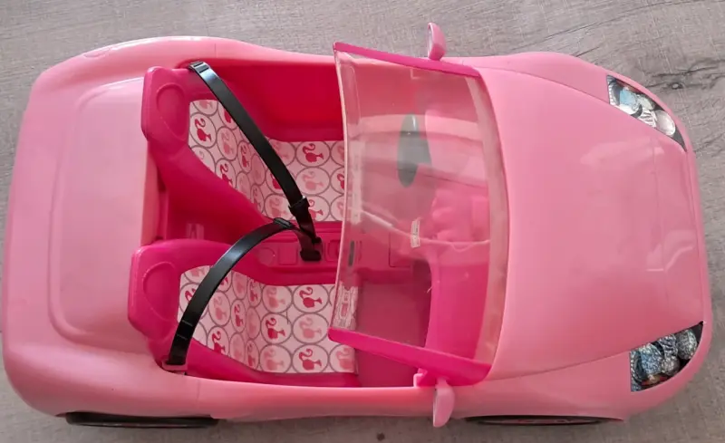 Auto de juguete rosa para muñecas - 1