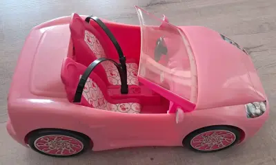 Auto de juguete rosa para muñecas - miniatura 2