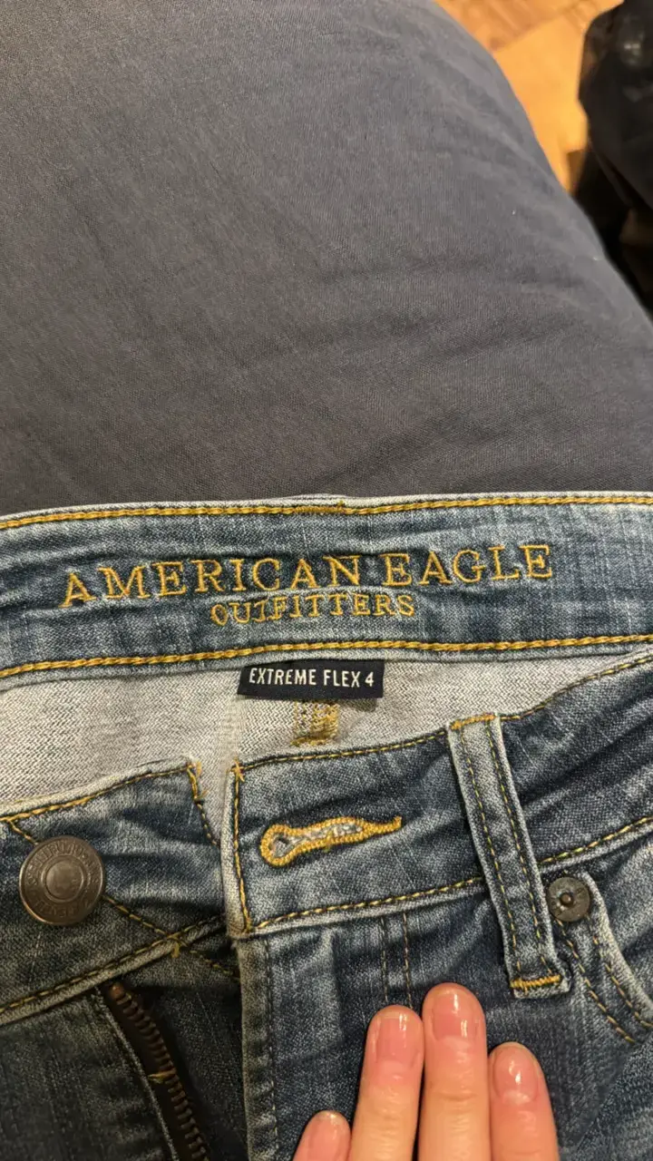 Jeans American Eagle azul desgastado - 3