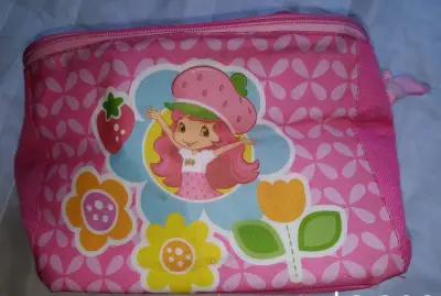 Neceser infantil de frutillita rosa - miniatura 1