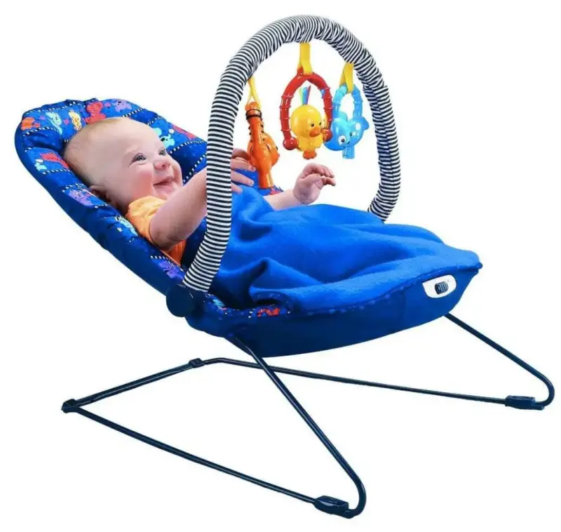 Silla mecedora para bebé con juguetes colgantes - 1