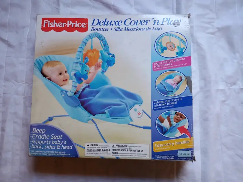 Silla mecedora para bebé con juguetes colgantes - 2