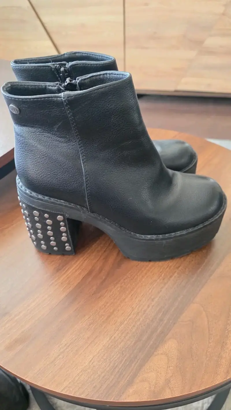 Botines negros de cuero con plataforma - 2