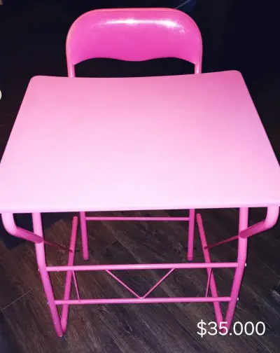 Escritorio mesa y silla rosa - miniatura 3