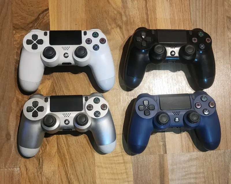 Consola PS4 slim 500 gb + 4 Controles + 12 juegos - 2