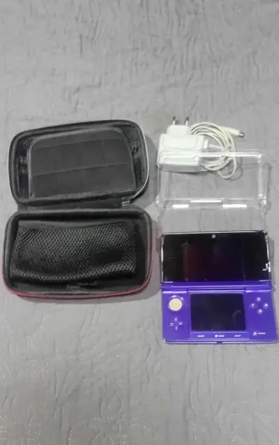 Nintendo 3DS  morada - miniatura 1
