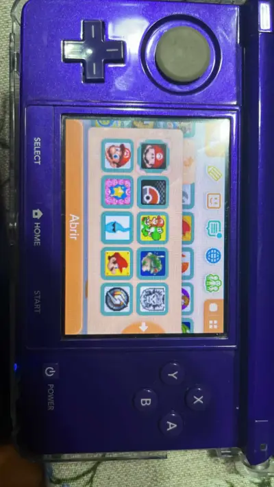 Nintendo 3DS  morada - miniatura 2