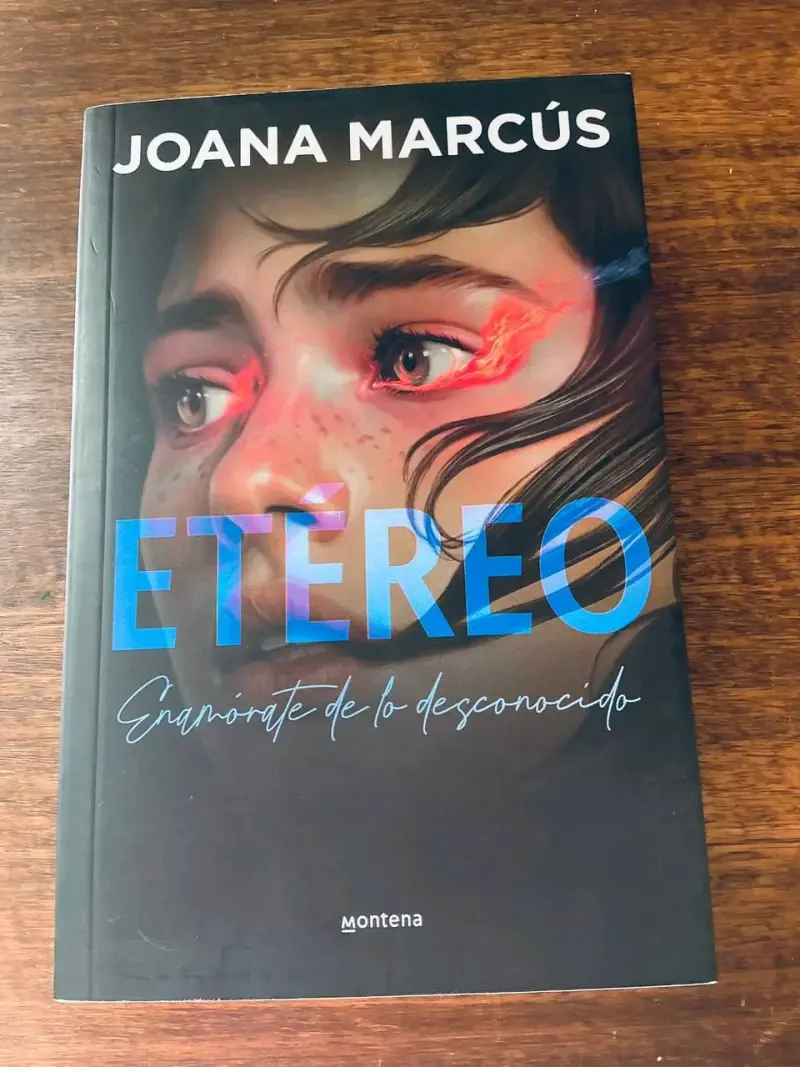 Libro 'Etéreo' de Joana Marcús