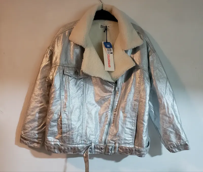 Chaqueta plateada de cuero sintético con forro - 1