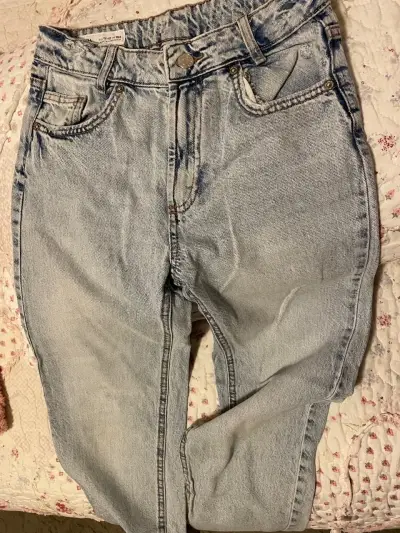 Pantalones Zara - miniatura 2