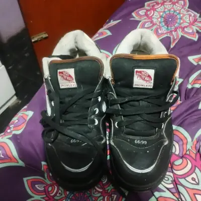 Zapatillas Vans Rowley negras usadas - miniatura 1