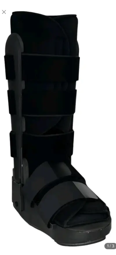 Bota ortopédica negra con velcro - miniatura 2