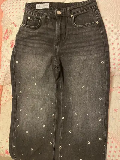 Jeans negros con detalles de perlas Zara - miniatura 1
