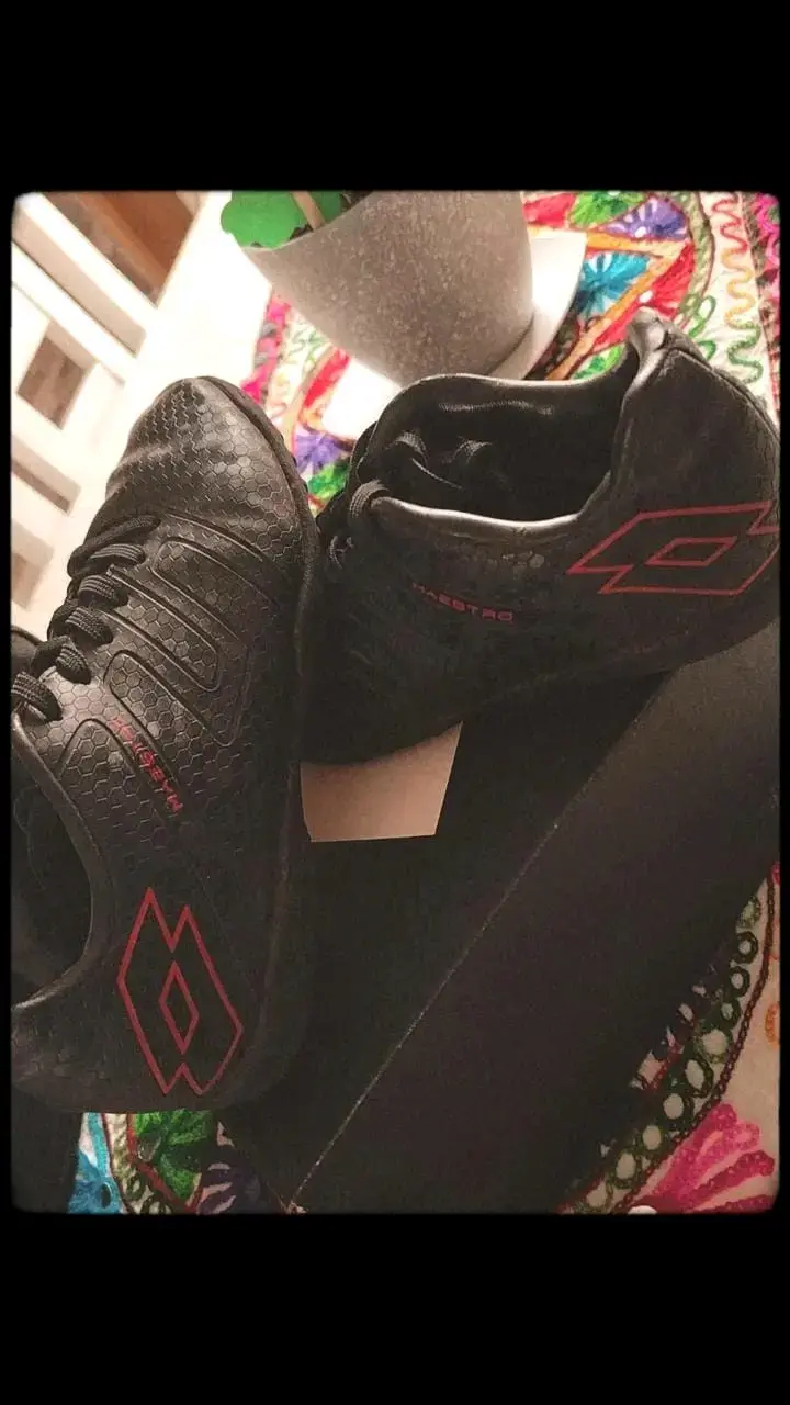 Zapatillas de fútbol Lotto Maestro negras