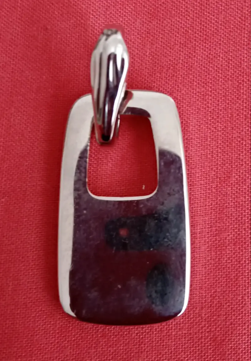 Colgante de plata rectangular moderno