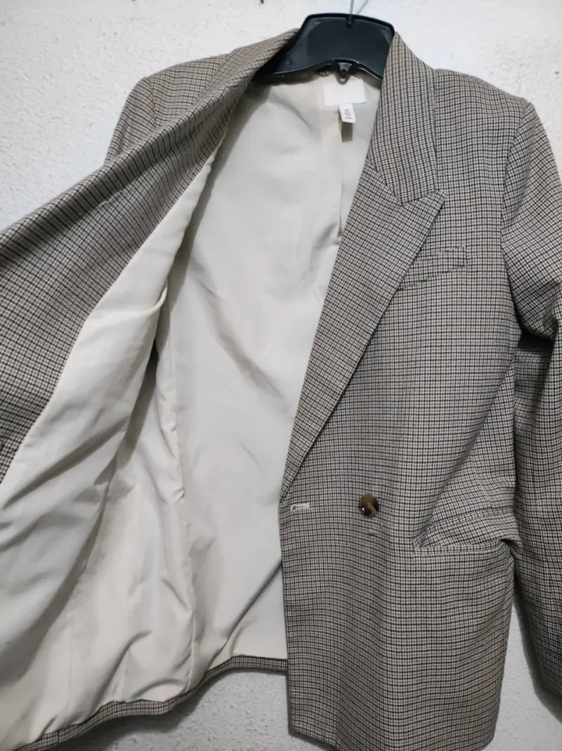 Blazer de lana a cuadros beige para mujer - 2