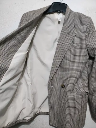 Blazer de lana a cuadros beige para mujer - miniatura 2