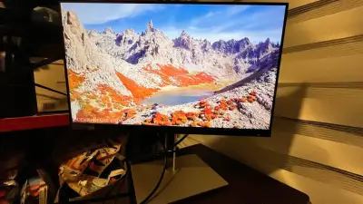 Monitor LED Full HD 23” - miniatura 2