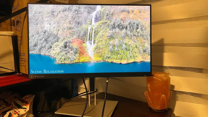 Monitor LED Full HD 23” - 6