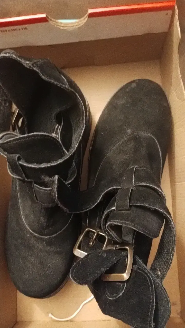 Botines negros de gamuza con plataforma - 3