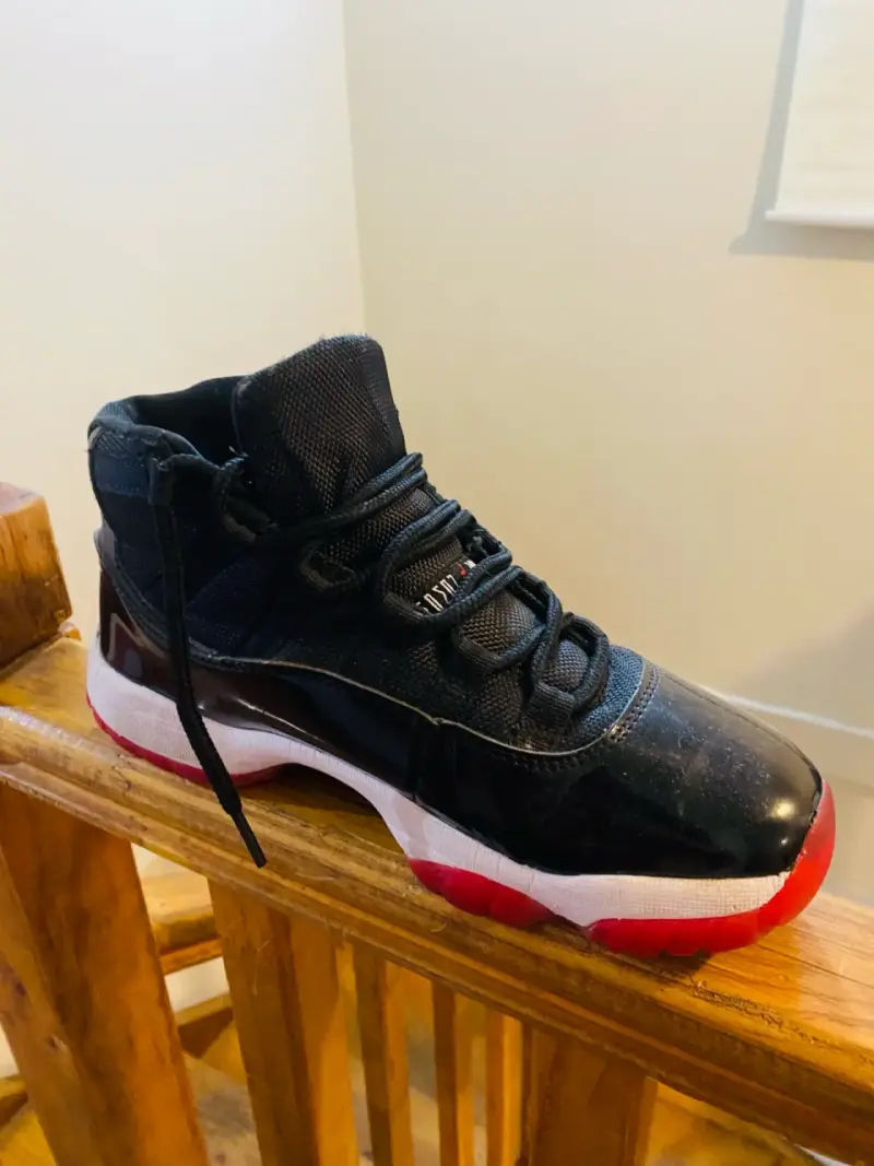 se venden zapatillas deportivas - 1