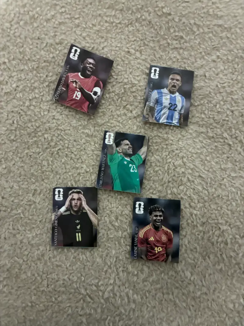 Set de 5 láminas coca cola del mundial 2026 - 1
