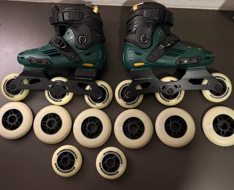 Patines en línea verdes con ruedas grandes - 2