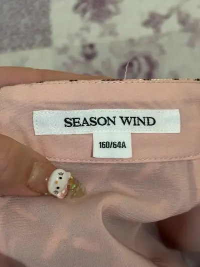 Falda corta estampada en tonos rosados - miniatura 3