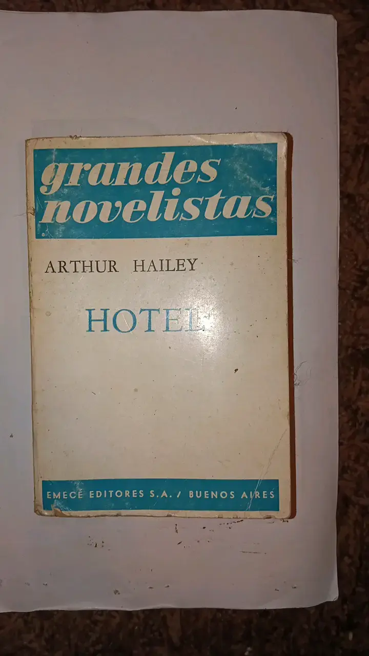 Libro 'Hotel' de Arthur Hailey - 1