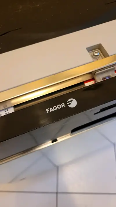 Lavavajillas empotrable FAGOR - miniatura 4