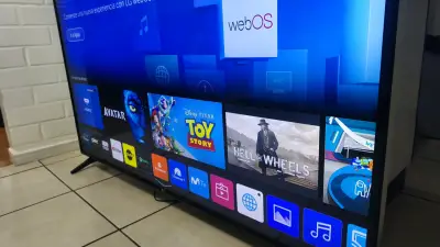 Smart TV LG 65 pulgadas 4K con webOS - miniatura 1