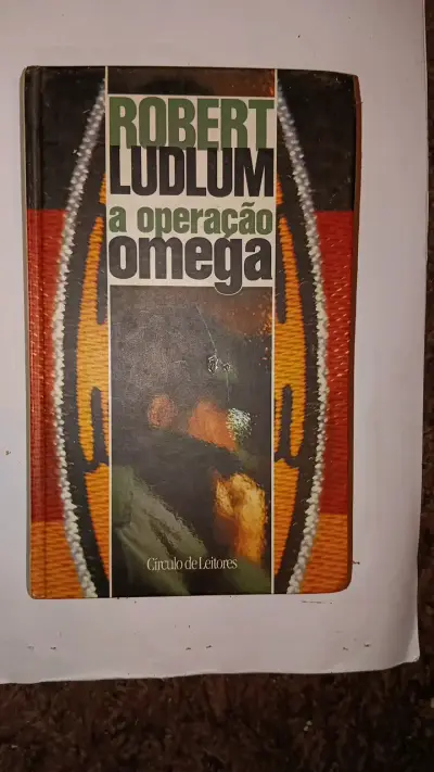 Libro 'A Operação Omega' de Robert Ludlum - miniatura 1