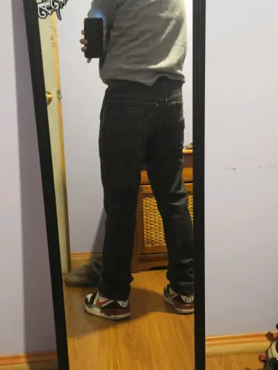 Jeans Wrangler negros clásicos - miniatura 3