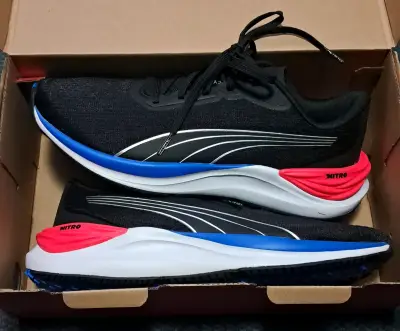 Caja de zapatos Puma original talla 41 26.5cm - miniatura 4
