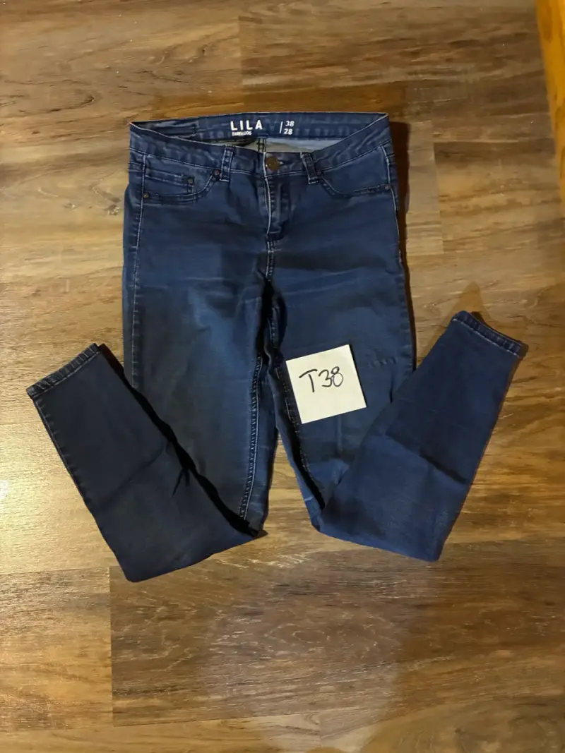 Jeans azul oscuro Lila T38 marca Barbados - 3