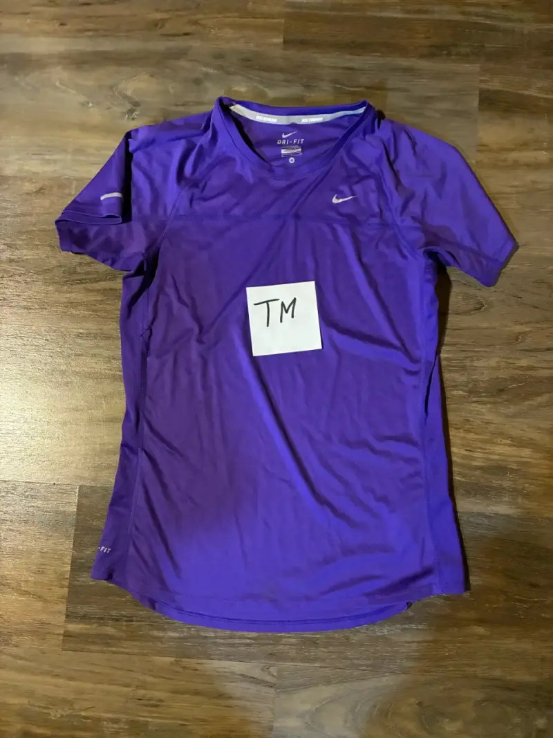 Polera deportiva Nike mujer talla M - 1
