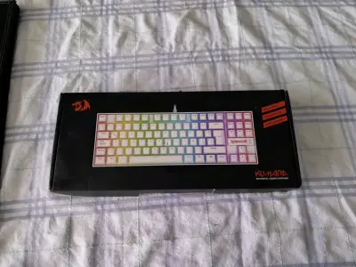 Teclado mecánico Redragon Kumara RGB - miniatura 1