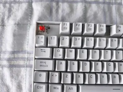 Teclado mecánico Redragon Kumara RGB - miniatura 5