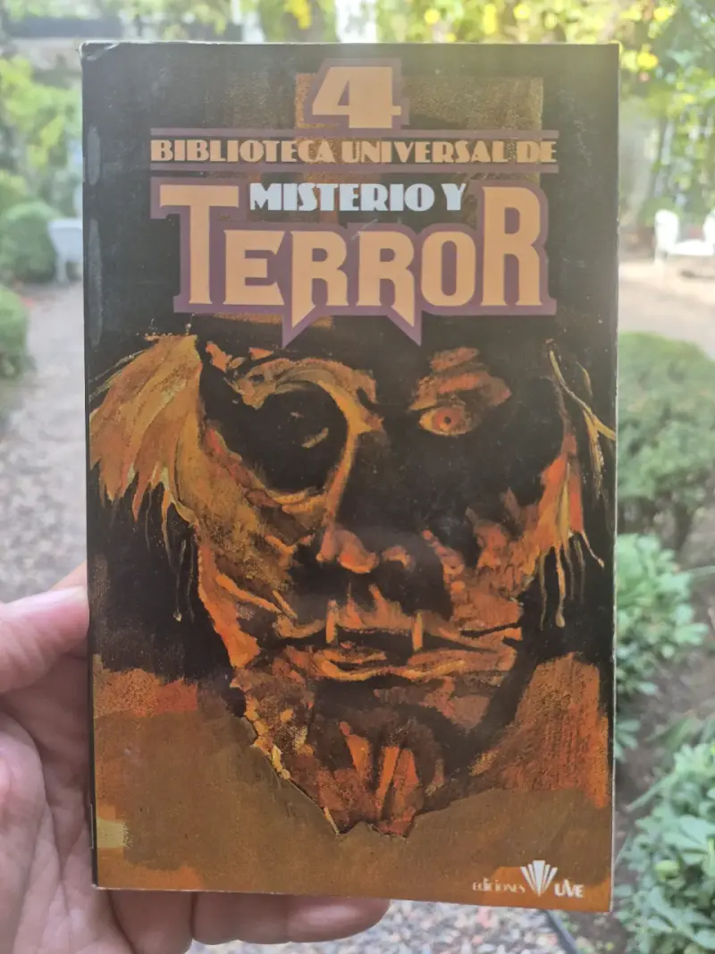 Libro Biblioteca Universal de Misterio y Terror 4