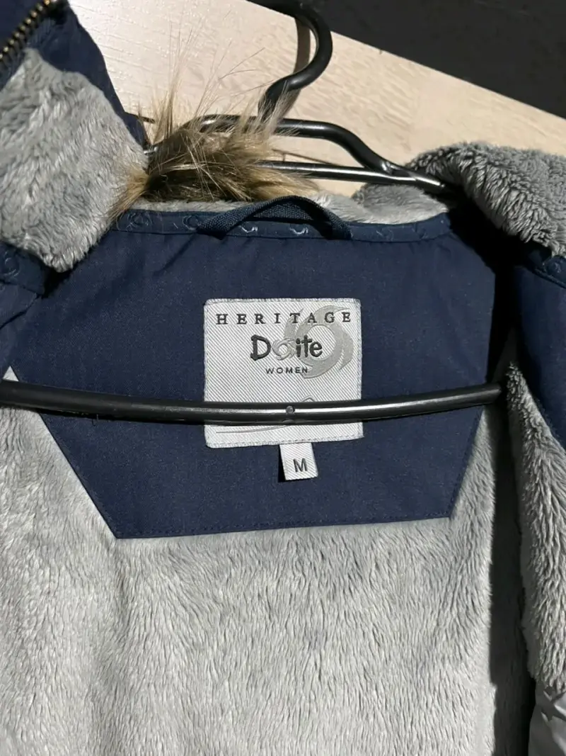 Parka azul con capucha y forro interior - 3