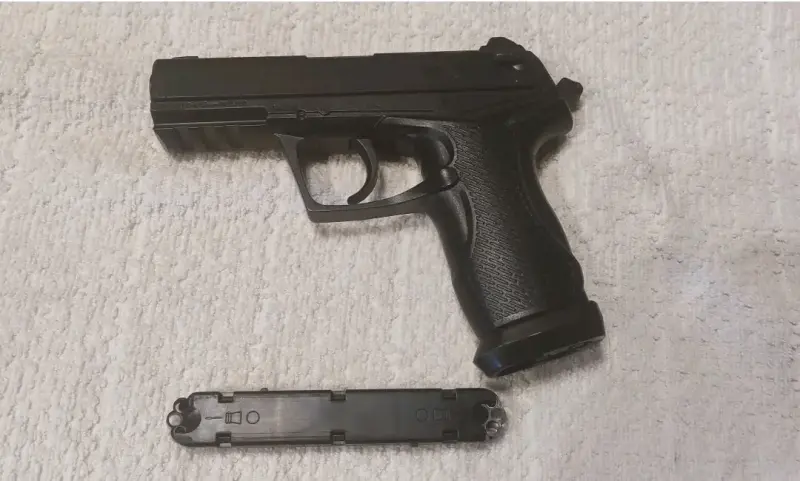 Pistola de aire comprimido Gamo C-15 Blowback - 4