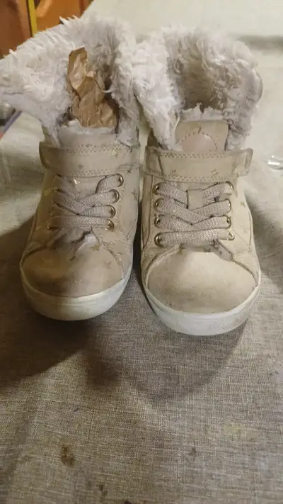 Botines de niña con forro de peluche beige - miniatura 1